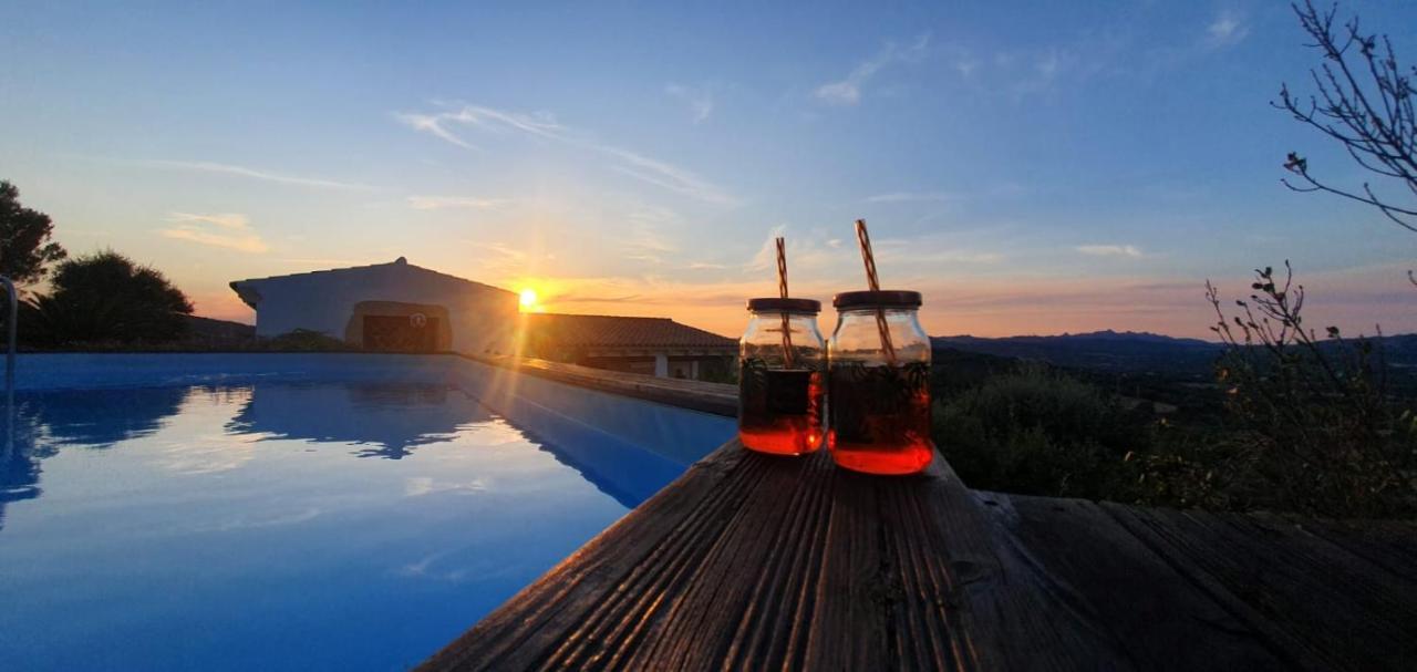 Dolce Luna Arzachena Buitenkant foto